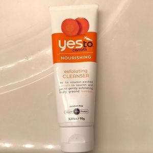 Yes to carrots nourishing exfoliate Cleaner 3.38oz